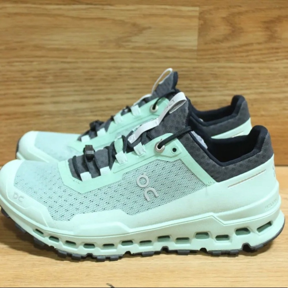 ONCLOUD CLOUDULTRA ECLIPSE MOSS